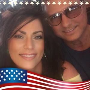 Meet your Posher, Wayne